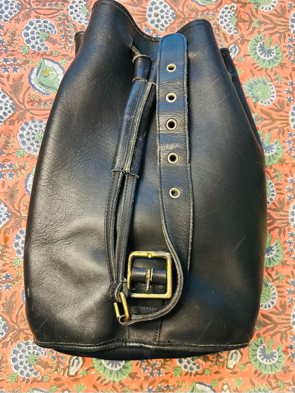 Coach Bixby vintage black leather drawstring closure sling shoulder bag backpack
